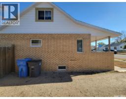 1517 3rd Street, Estevan, SK S4A0S5 Photo 34
