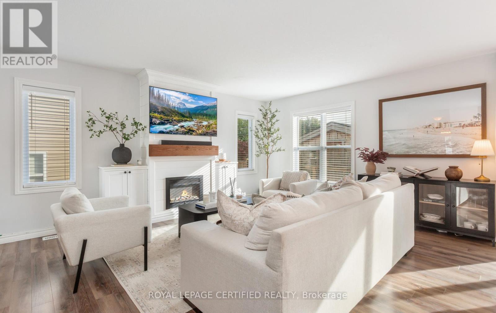 33 KENDELL LANE - 12