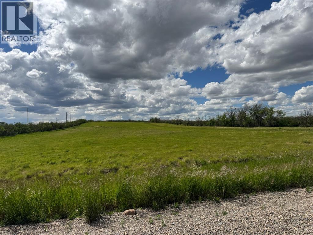 ON 220 Range — photo 9