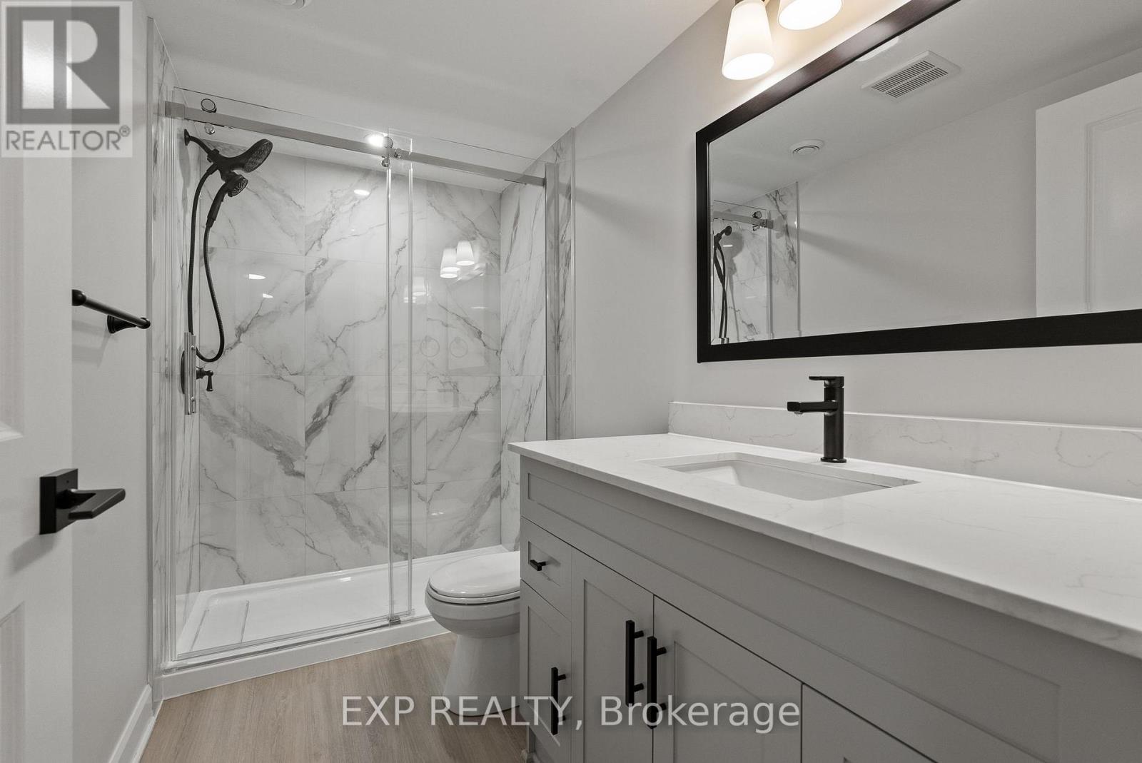 6 Bed, 2 Bath House for Sale in Ottawa – 2393 SHELDON AVENUE, Ottawa – MLS# X13448798 - Image 35