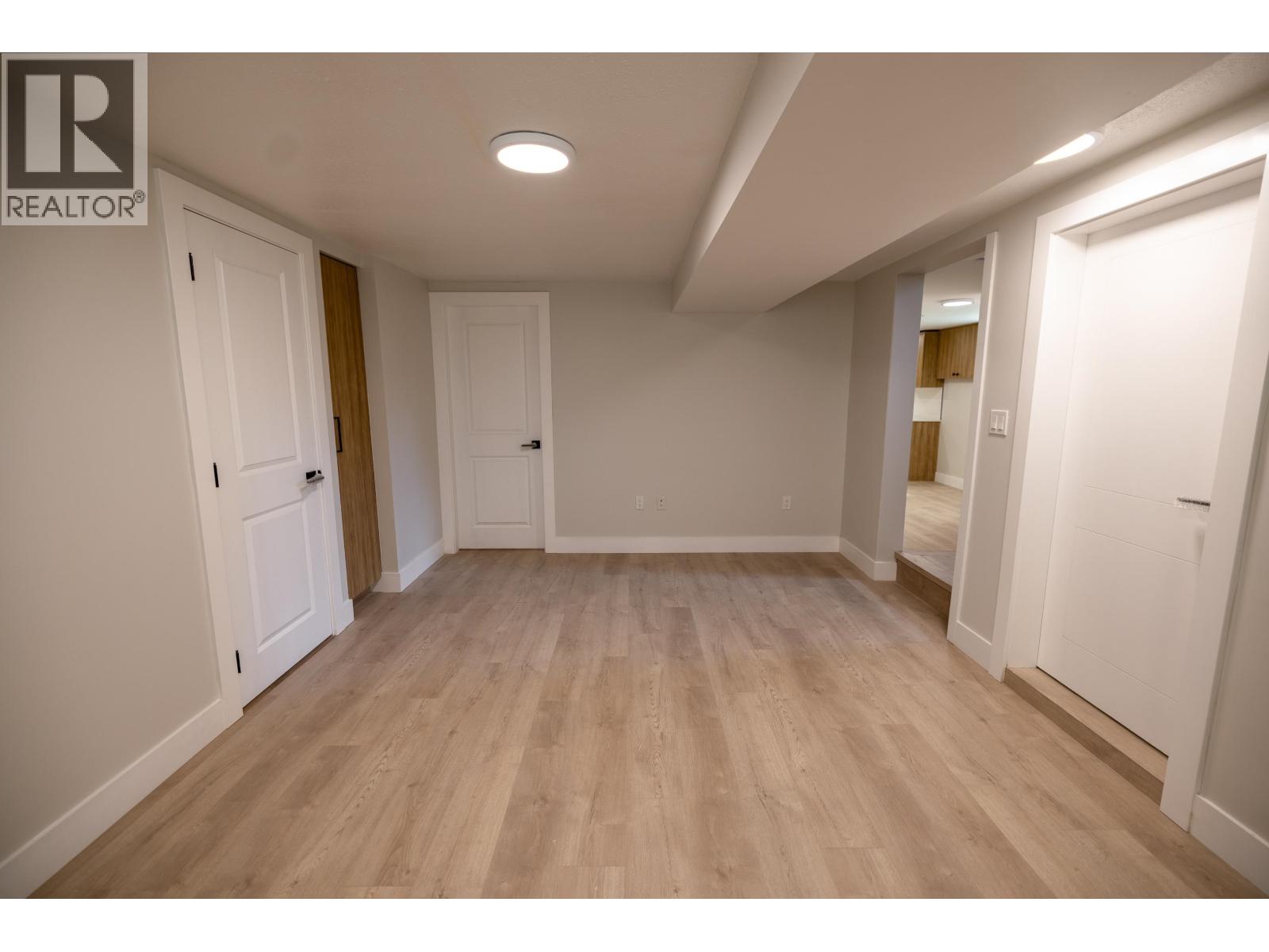 1558 CARNEY STREET - 19