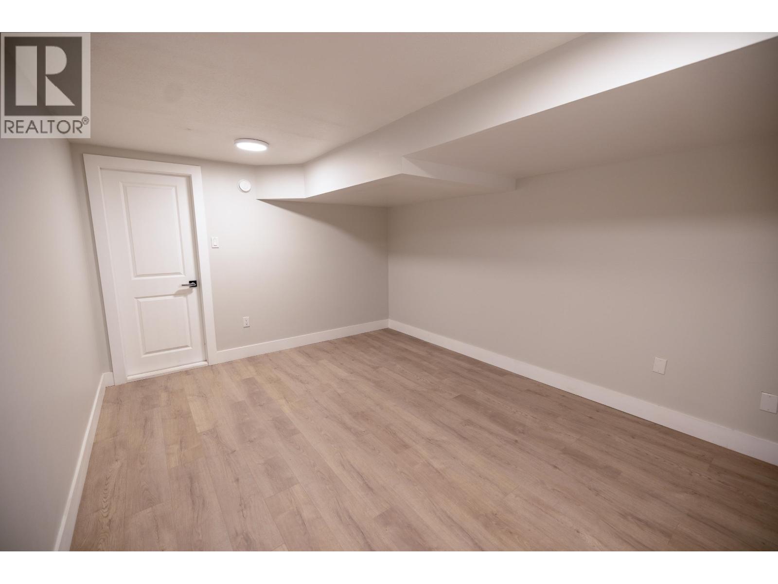 1558 CARNEY STREET - 20