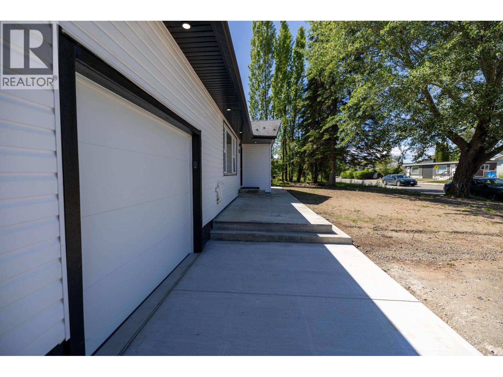 1558 CARNEY STREET - 24