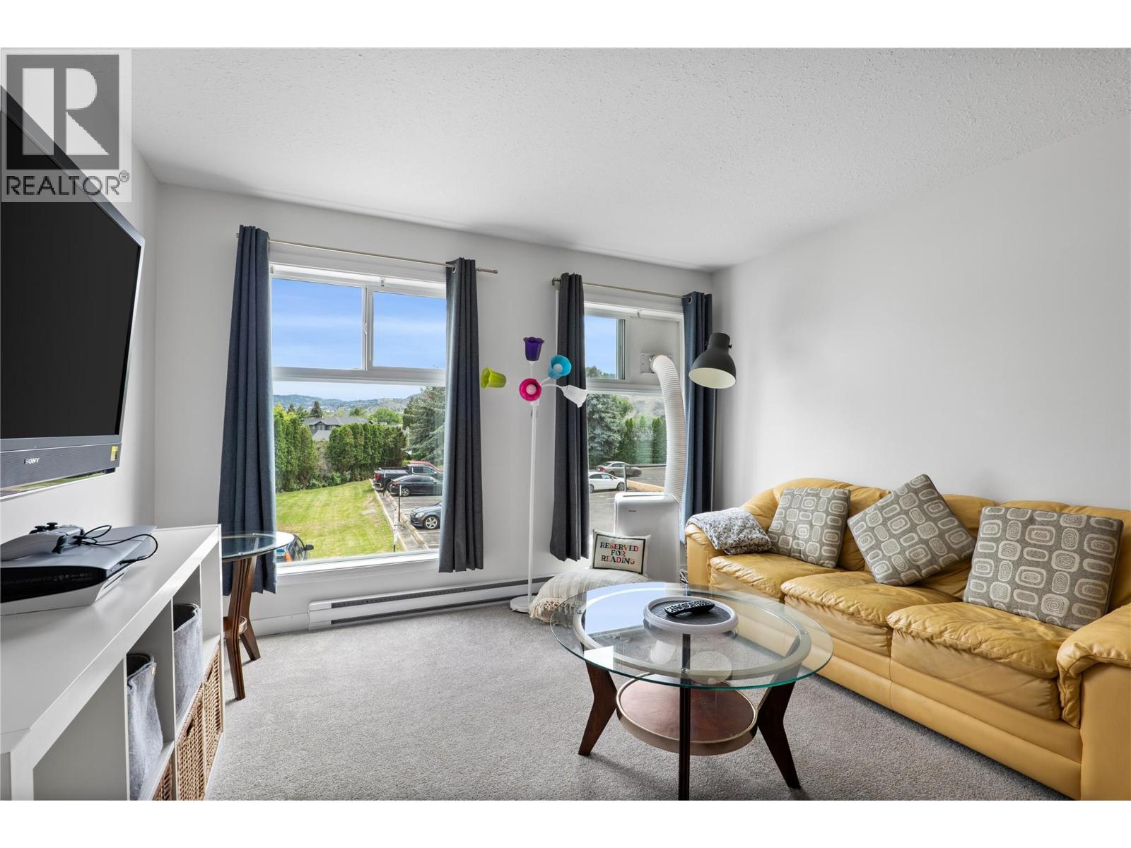 #106 1760 BRUNNER Avenue - 11