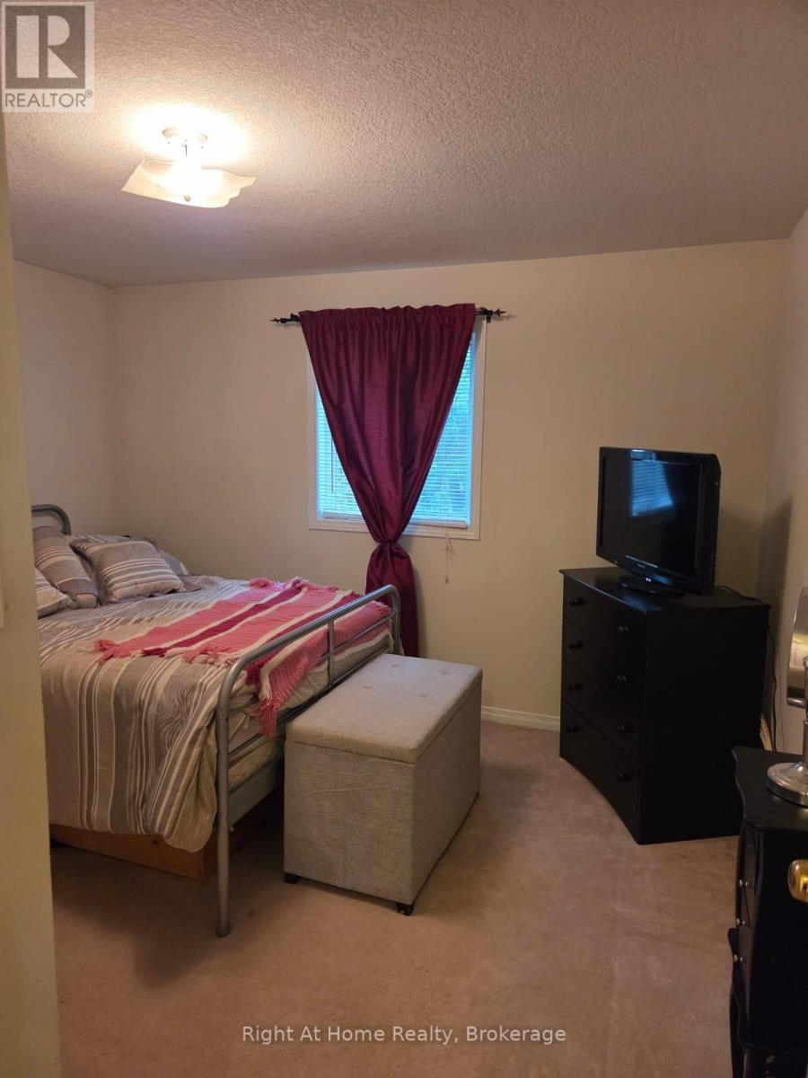 21 FULLER DRIVE - 25