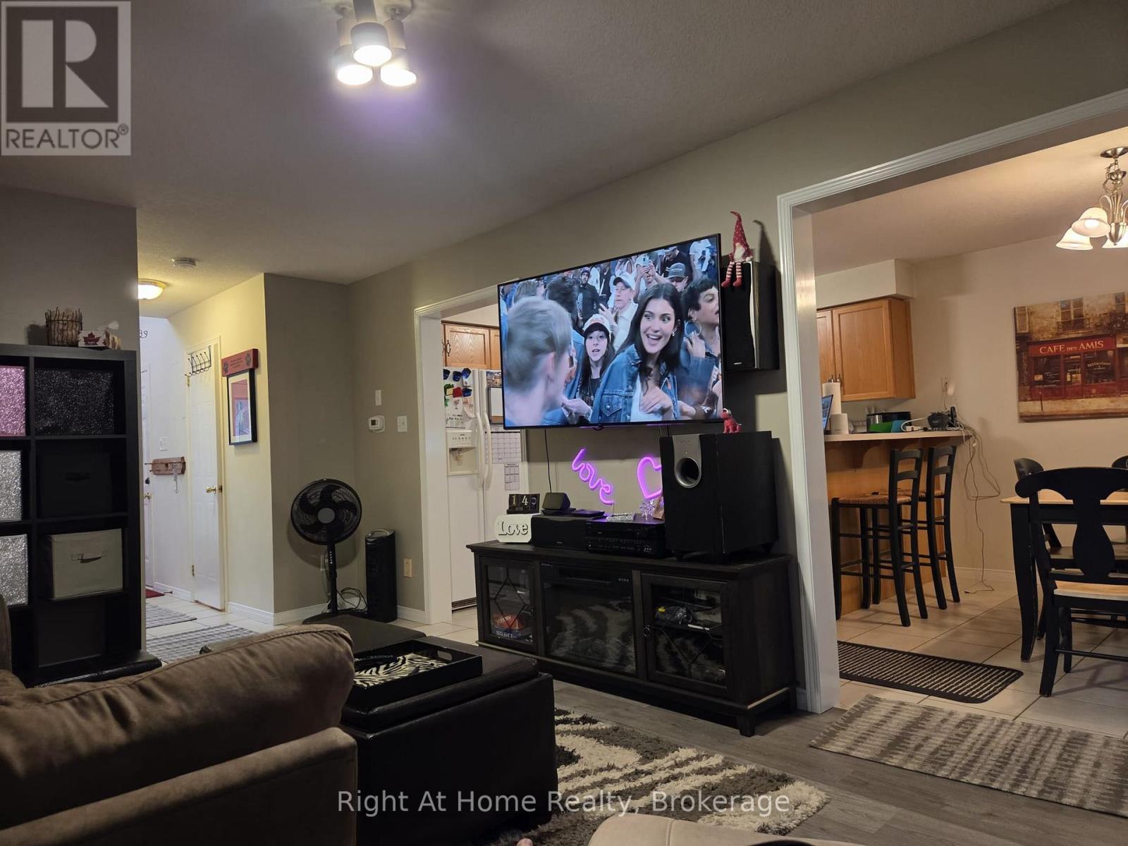 21 FULLER DRIVE - 4