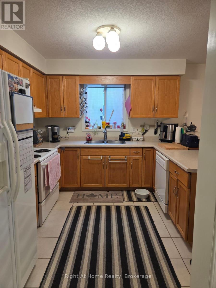21 FULLER DRIVE - 9