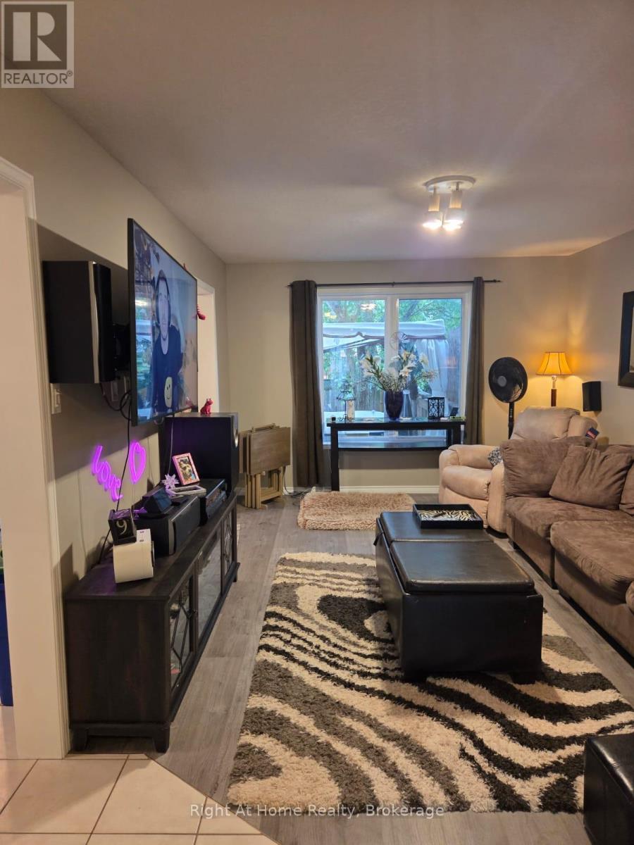 21 FULLER DRIVE - 8