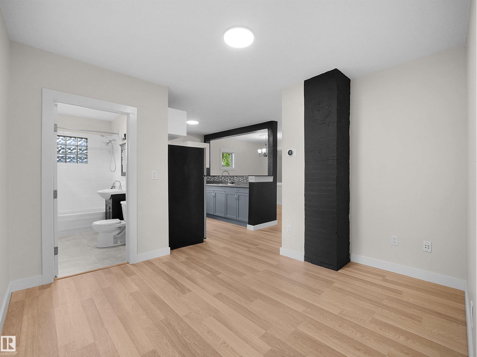 11918 86 ST NW - 2