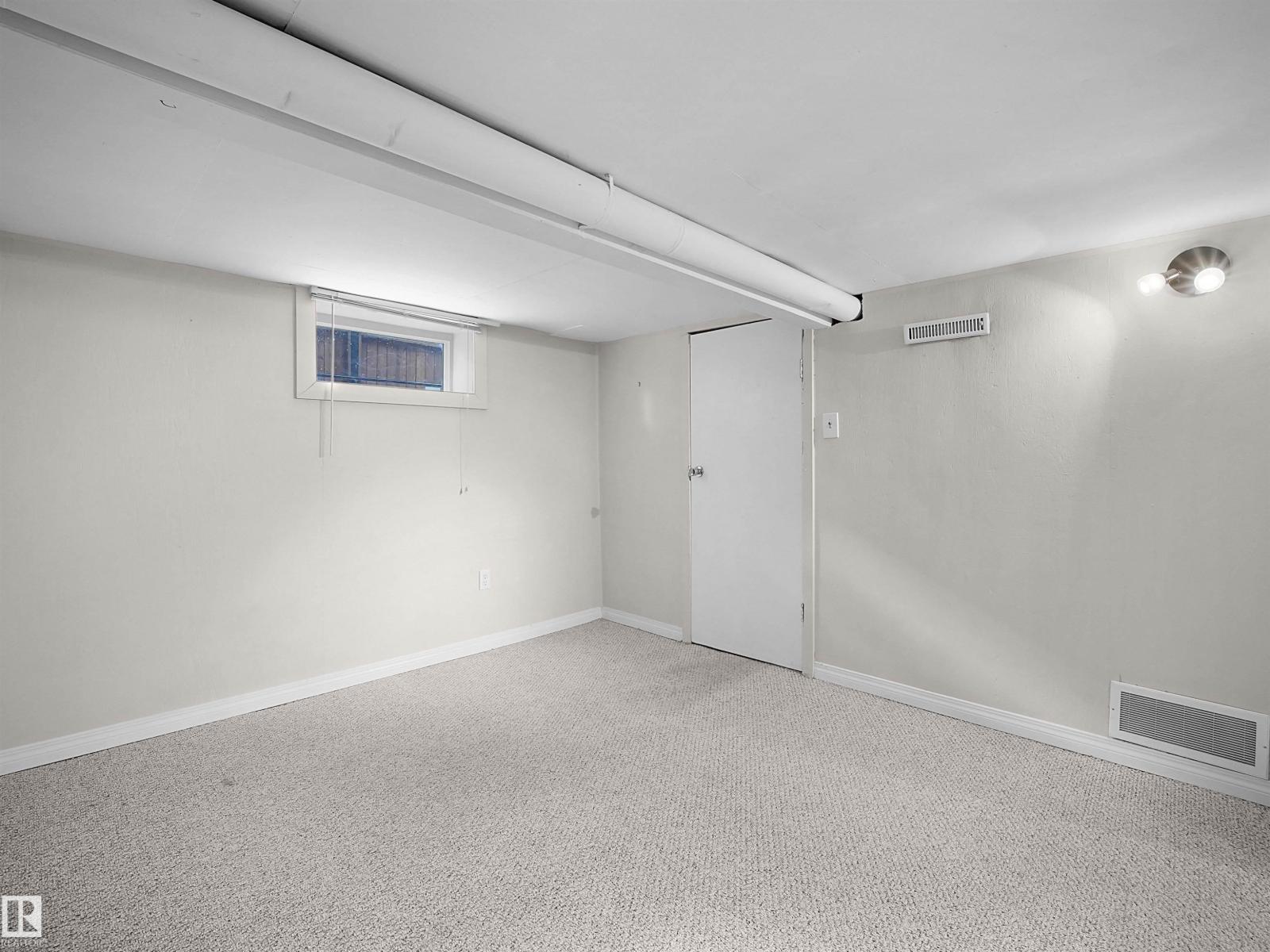 11918 86 ST NW - 26