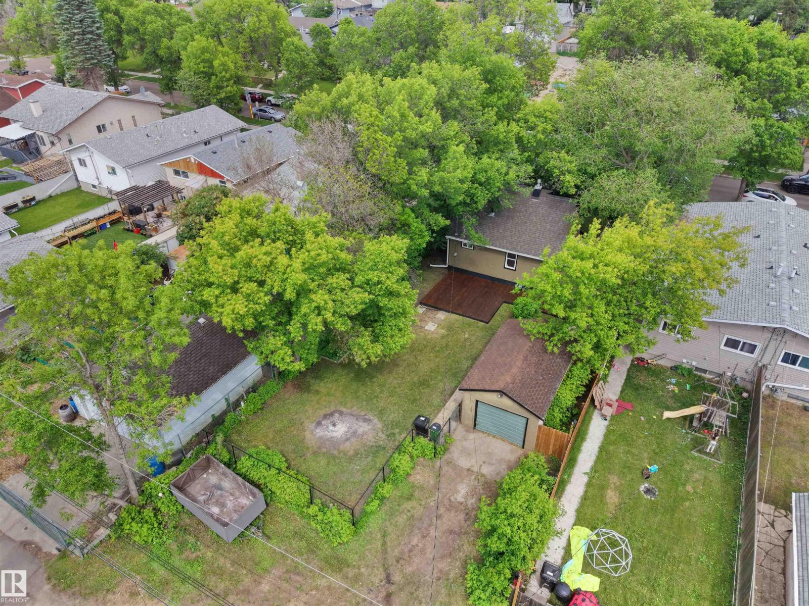 11918 86 ST NW - 37