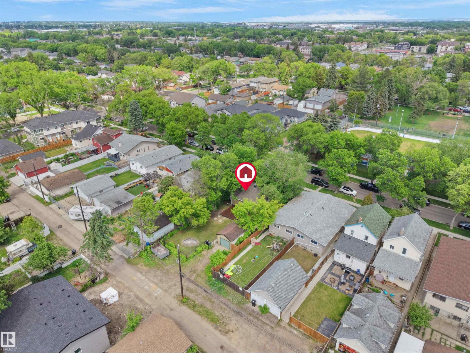 11918 86 ST NW - 38