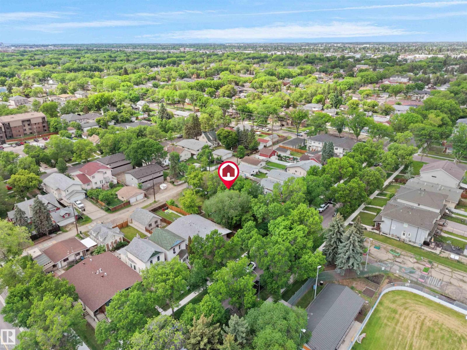11918 86 ST NW - 42