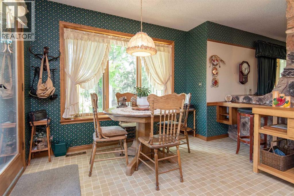 129, 28319 Township Road 384 — photo 16