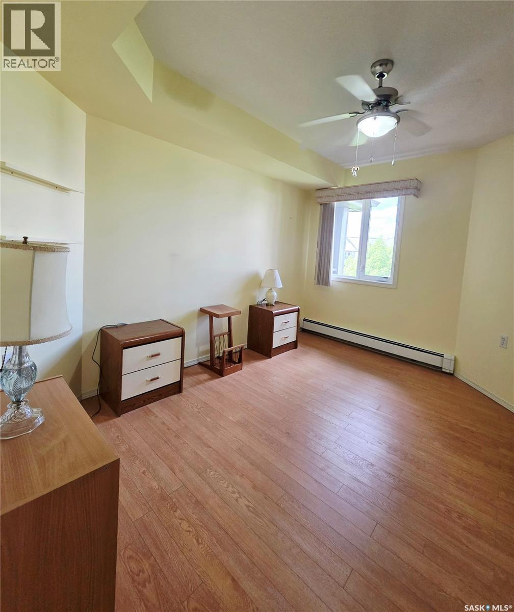 408 1622 ACADIA DRIVE - photo 4