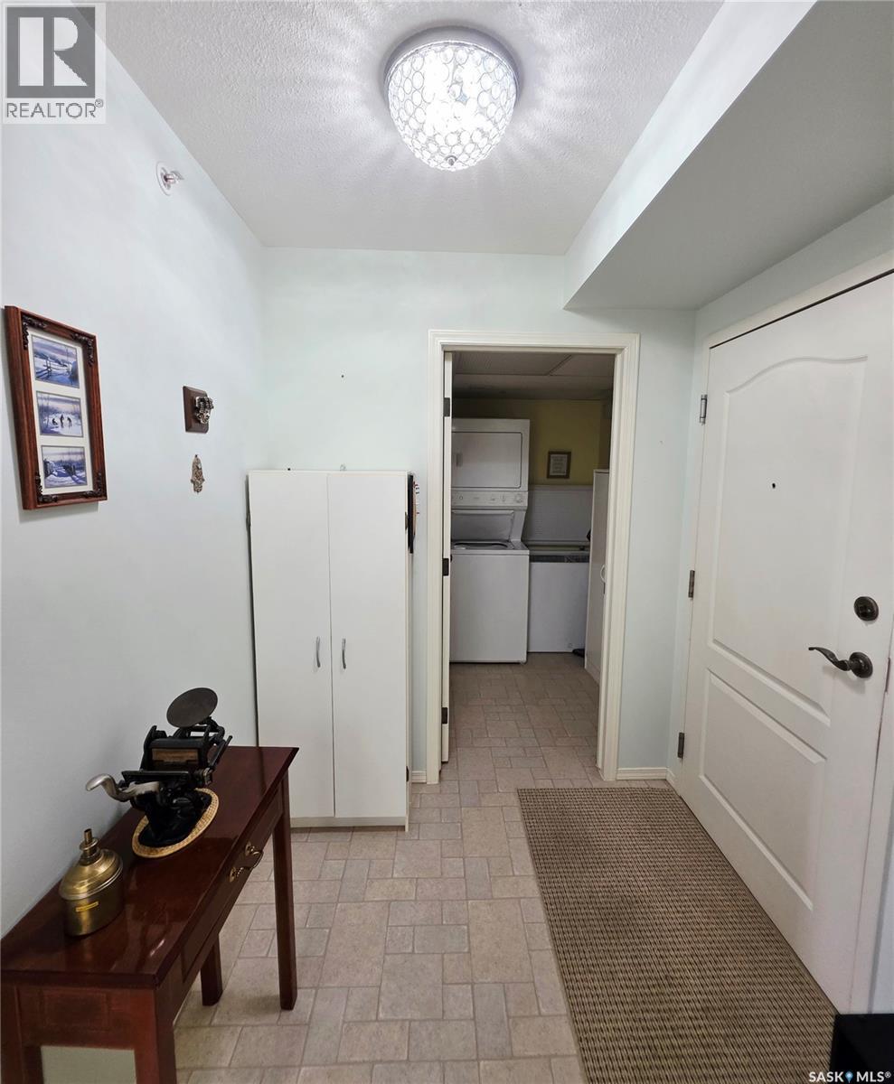 408 1622 ACADIA DRIVE — photo 6