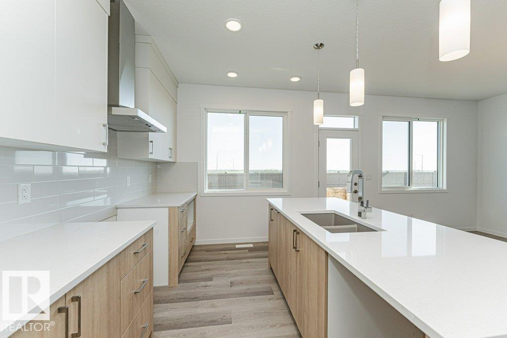 6298 180 AV NW — photo 6