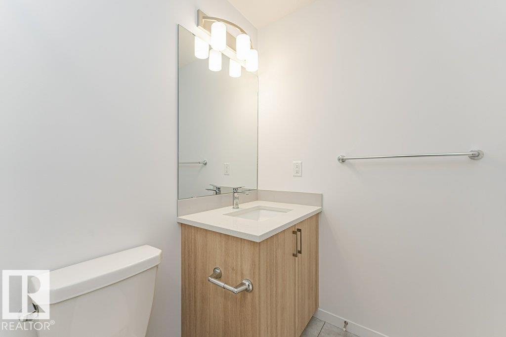 6298 180 AV NW - 38