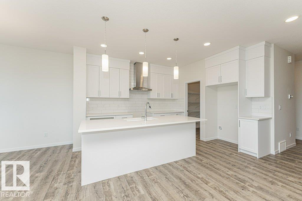 6271 180 AV NW - 10