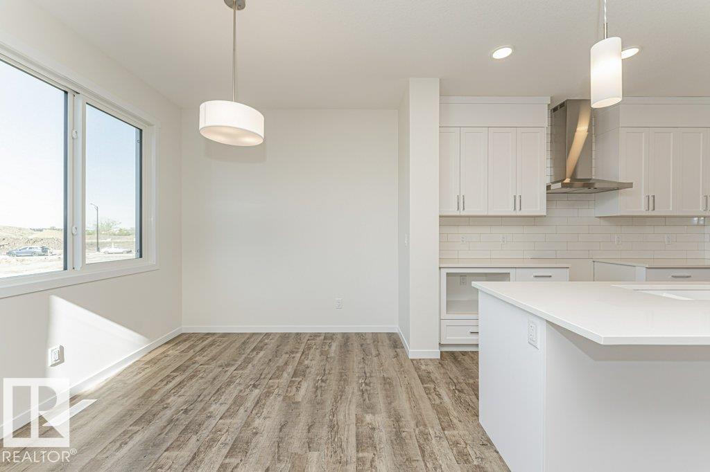 6271 180 AV NW - 11