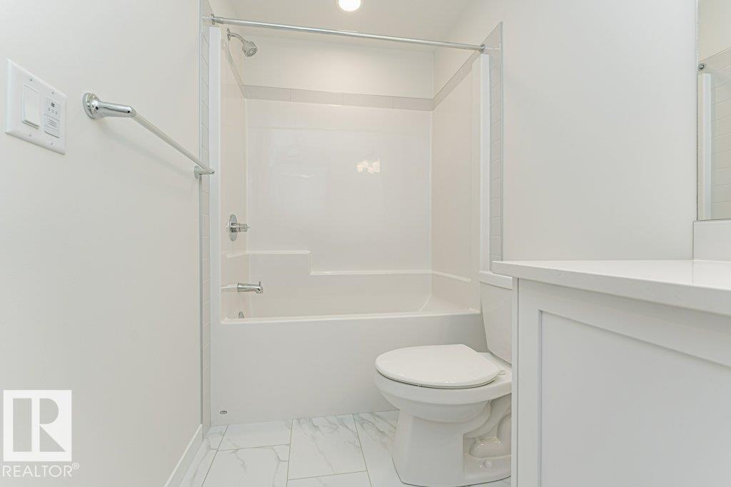 6271 180 AV NW - 25