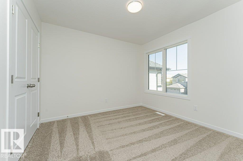 6271 180 AV NW - 23