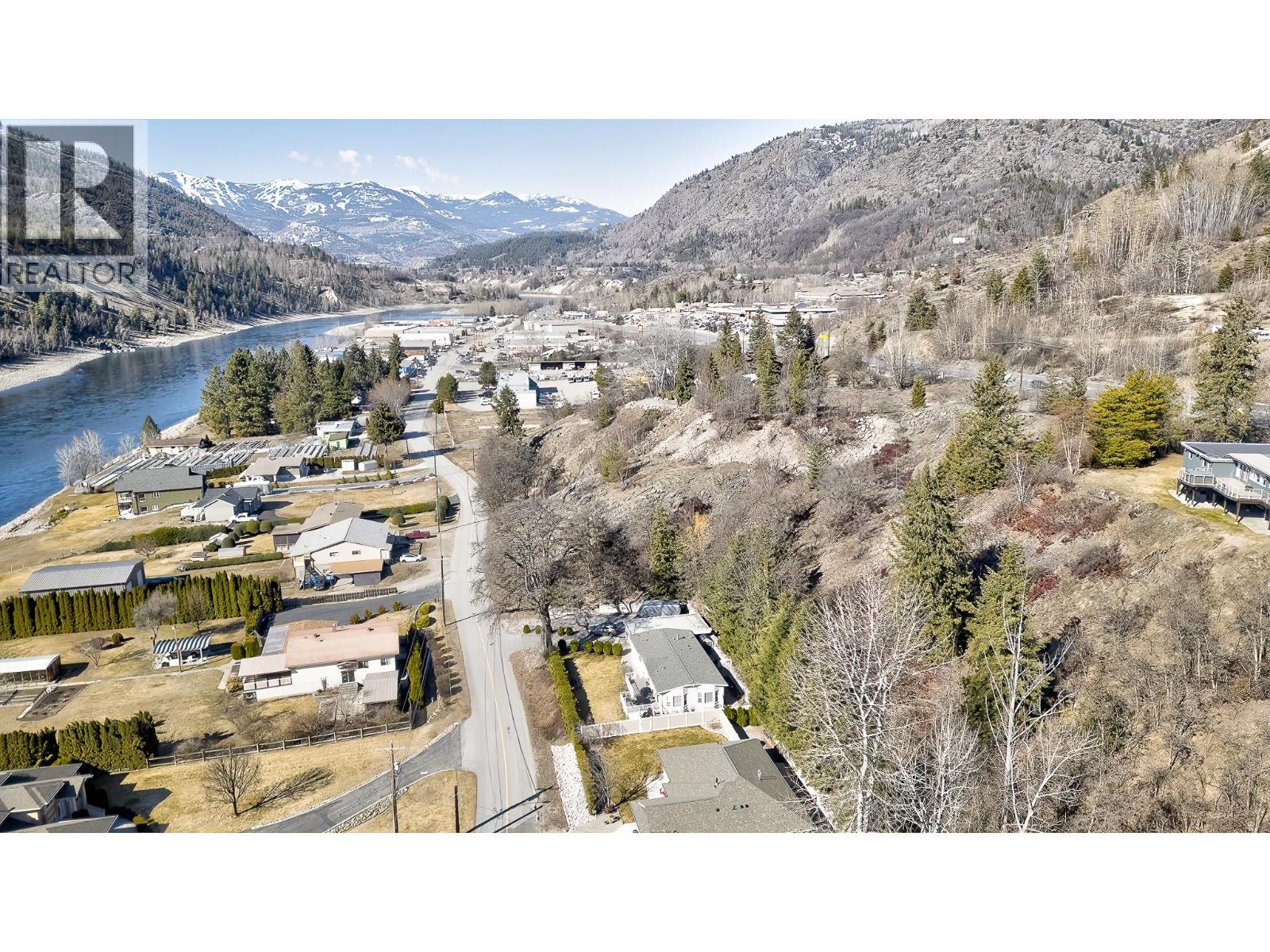 LOT B OLD WANETA Road, Trail