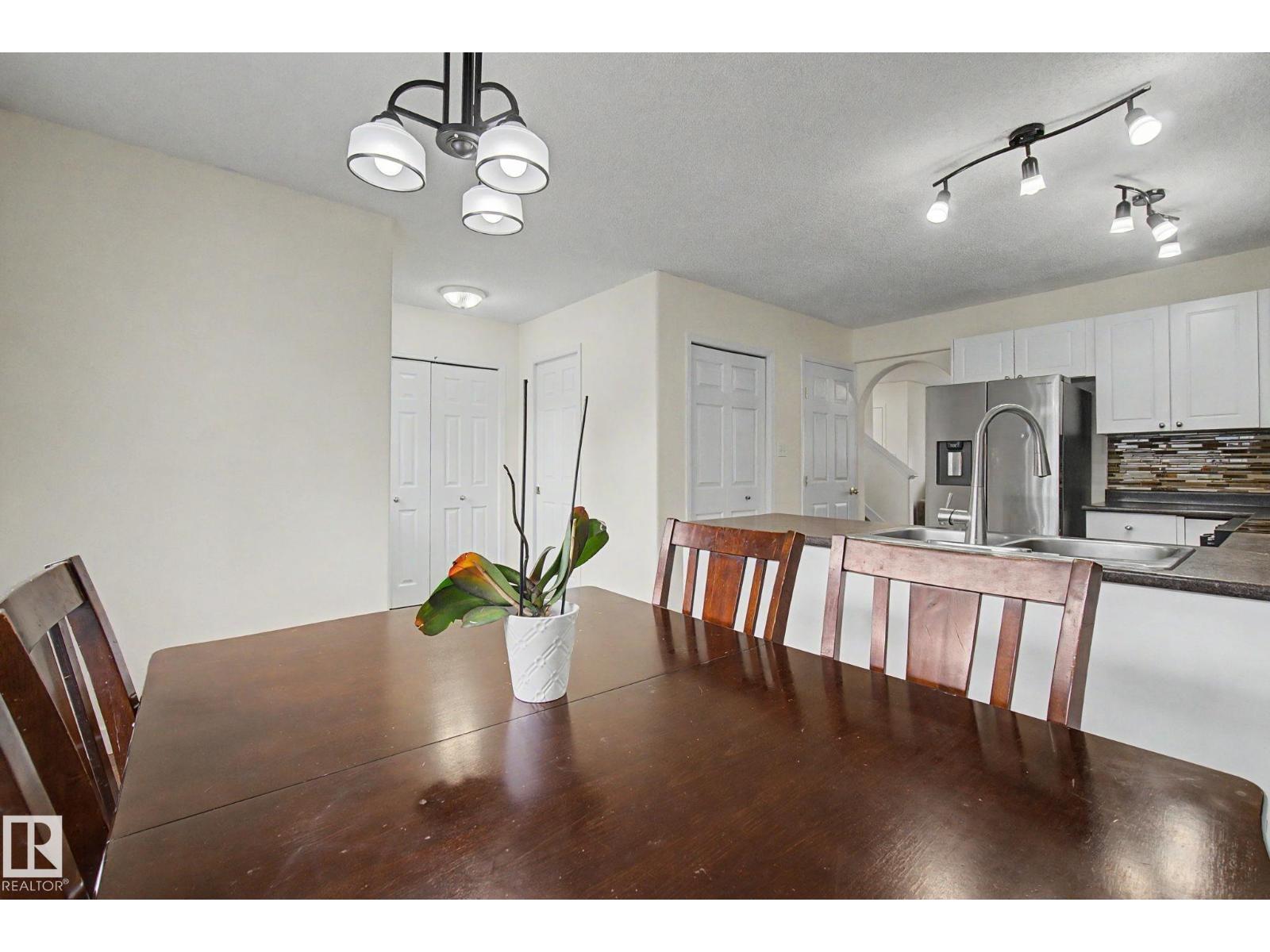 710 Glenwright CO NW — photo 18