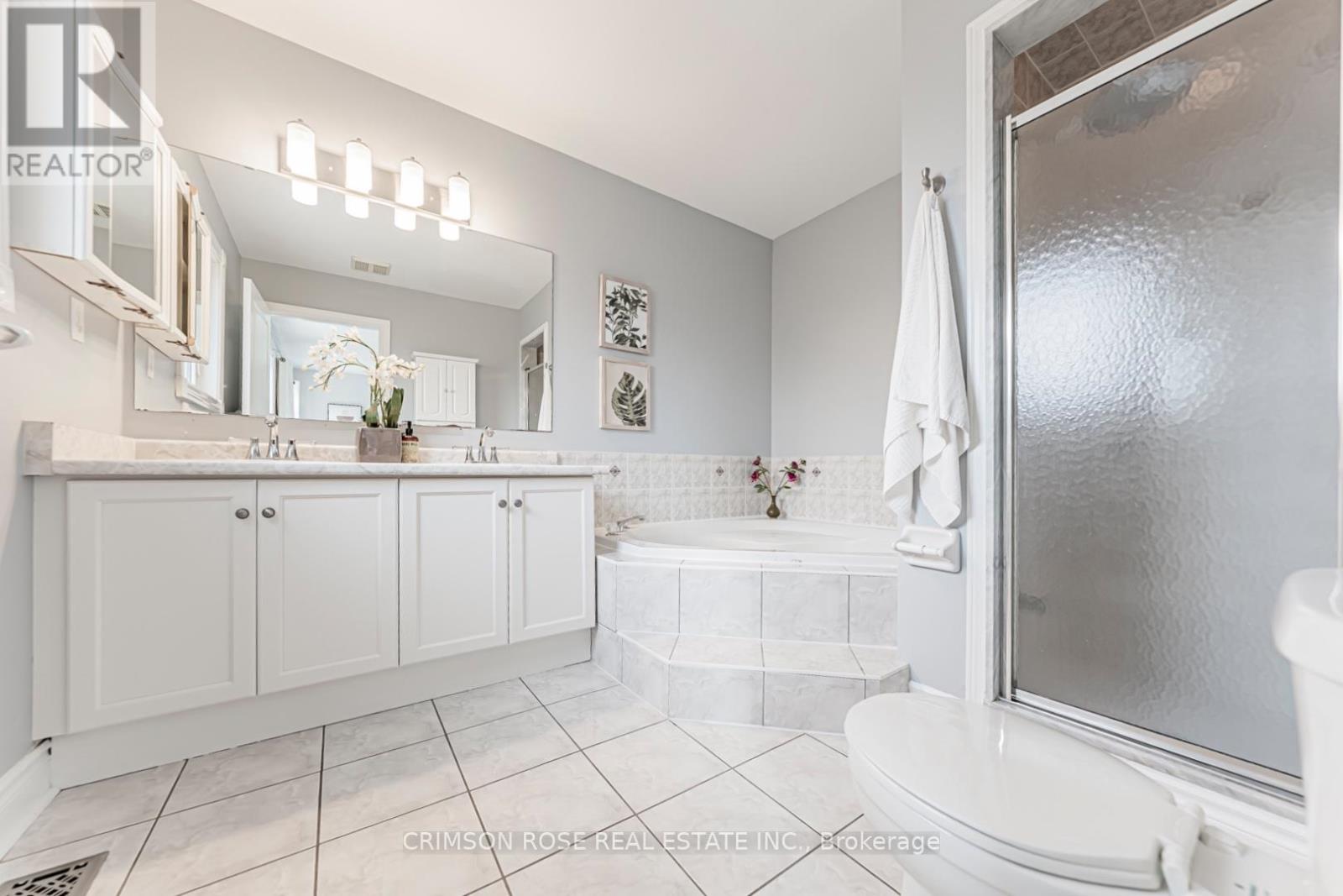 489 RAVINEVIEW WAY - 28