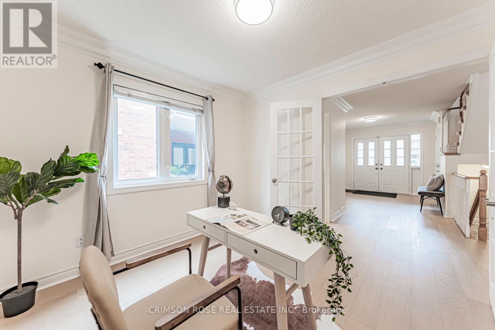 489 RAVINEVIEW WAY - 7