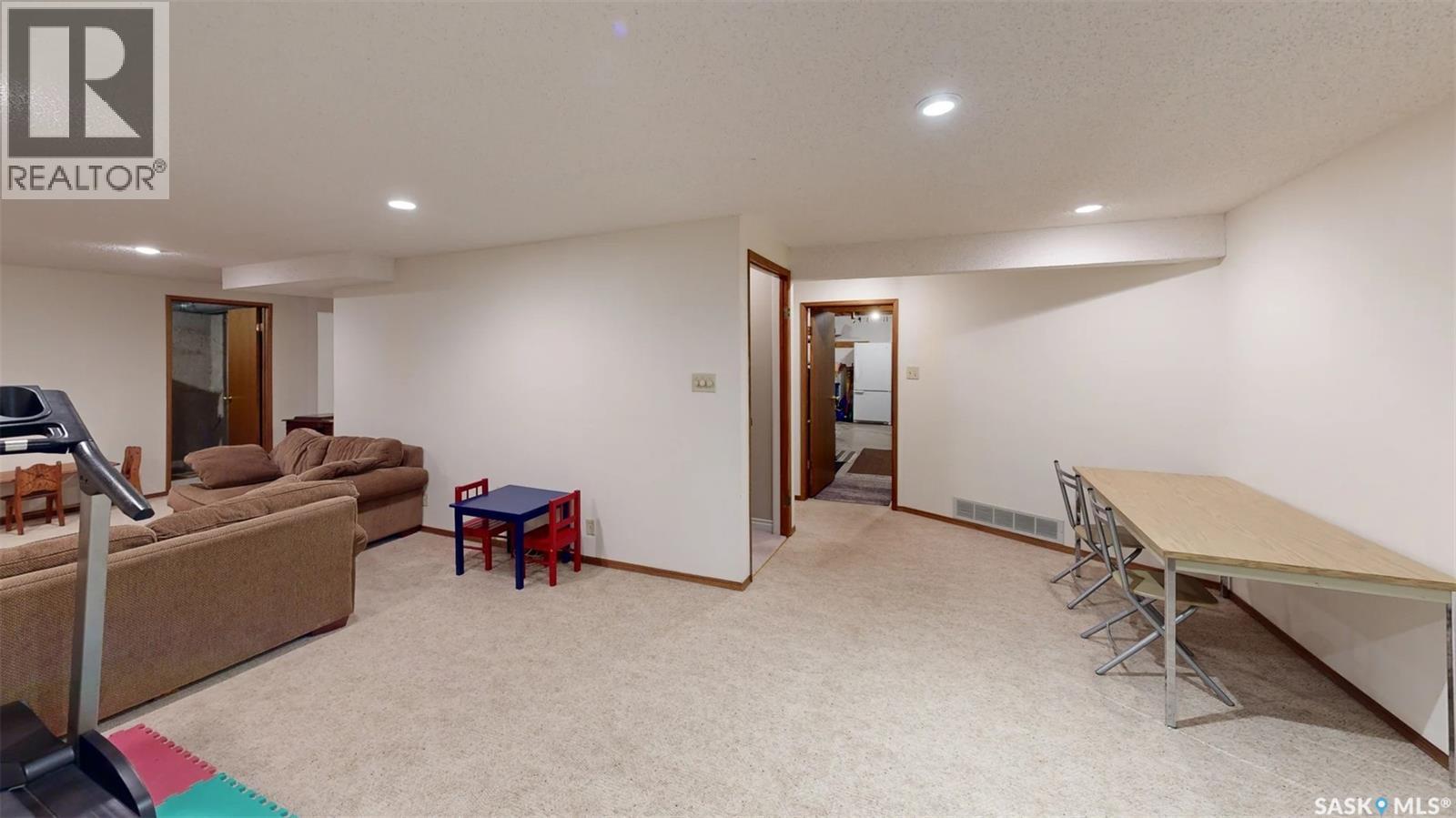2118 Elderkin DRIVE E — photo 24