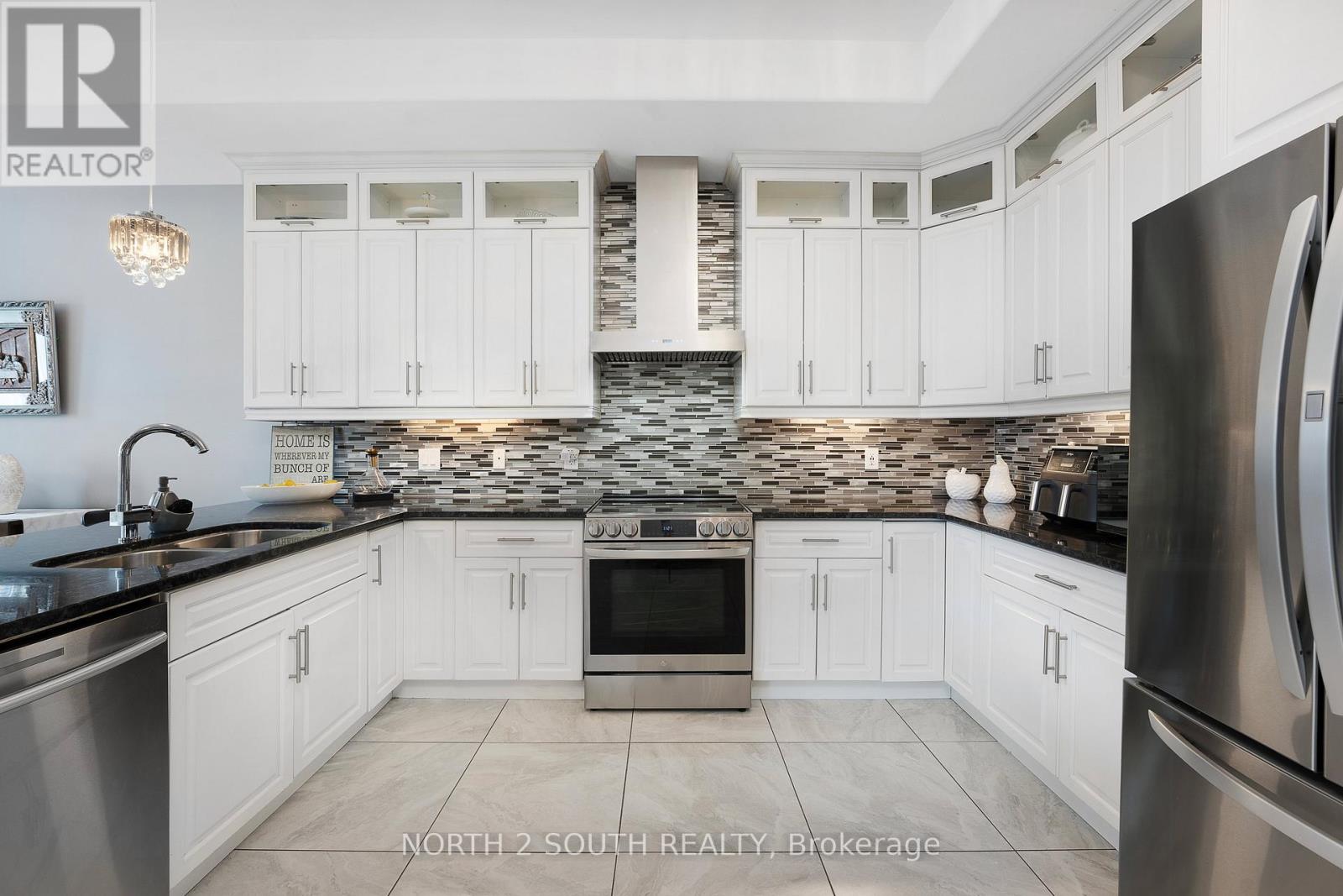 268 CAROLE COURT - 13