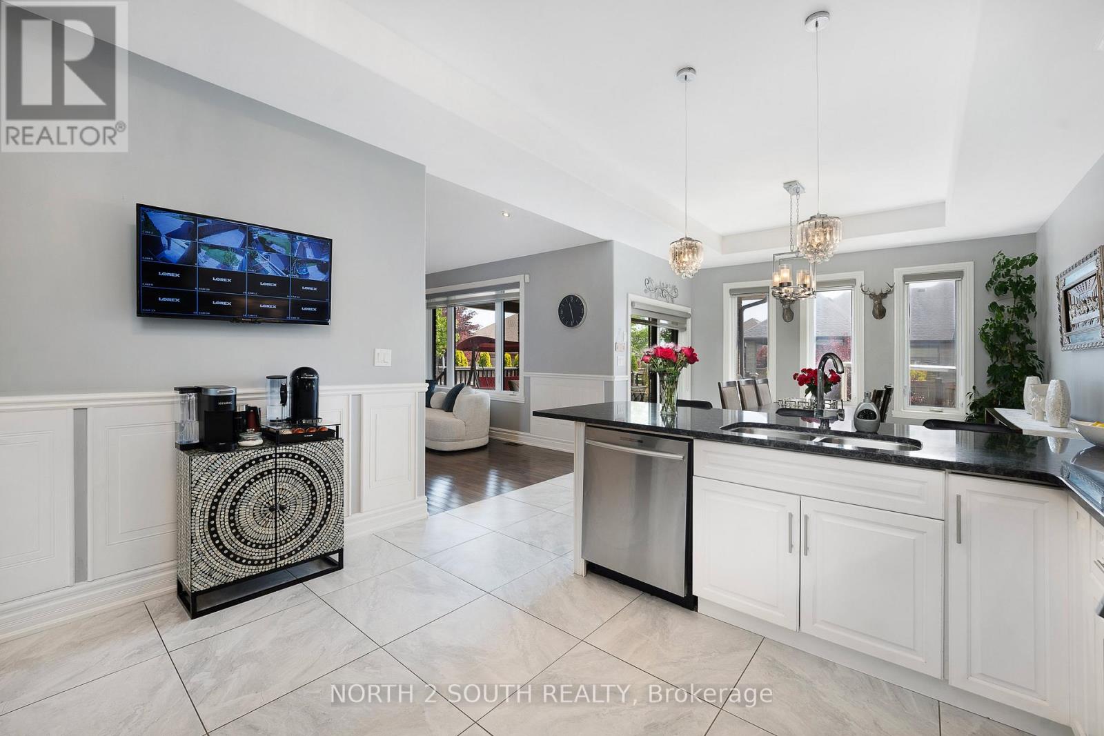 268 CAROLE COURT - 15