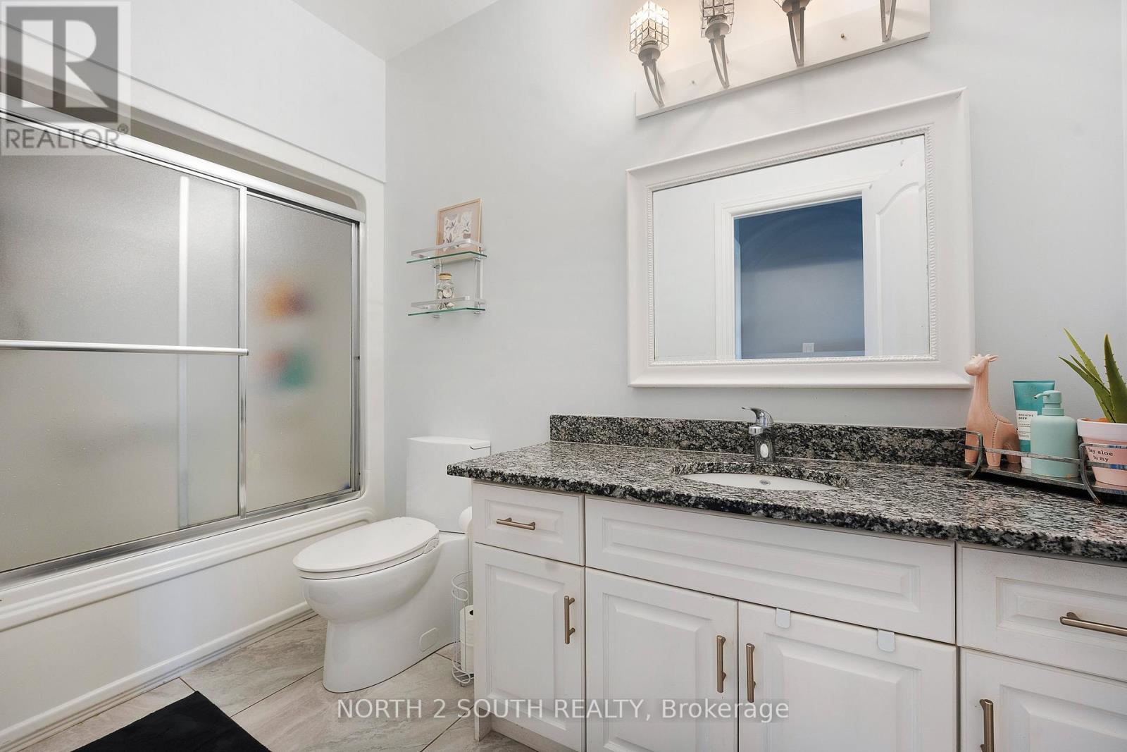 268 CAROLE COURT - 20