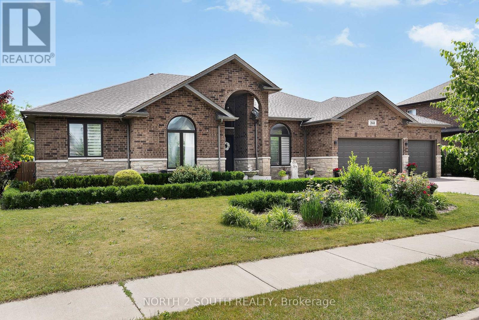 268 CAROLE COURT - 31