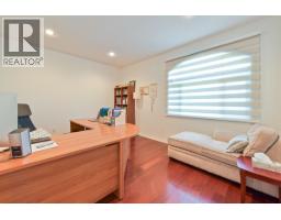9760 Gilhurst Crescent, Richmond, BC V7A1P2 Photo 25