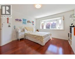9760 Gilhurst Crescent, Richmond, BC V7A1P2 Photo 28