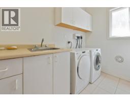 9760 Gilhurst Crescent, Richmond, BC V7A1P2 Photo 38