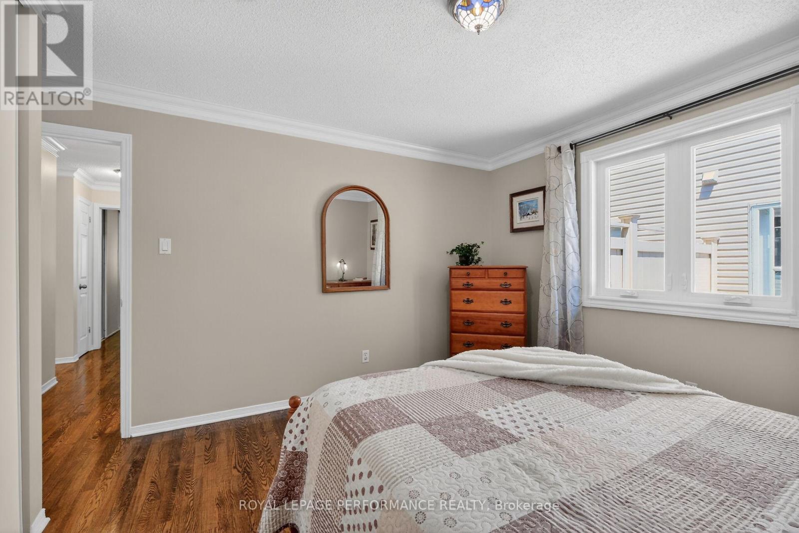 569 PRINCESS LOUISE DRIVE - 30