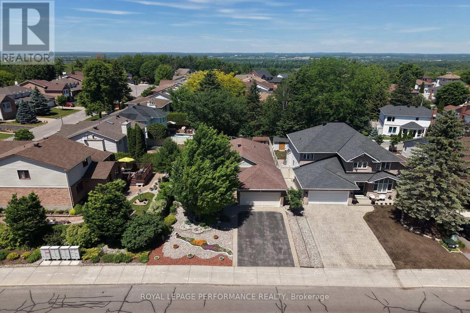 569 PRINCESS LOUISE DRIVE - 49