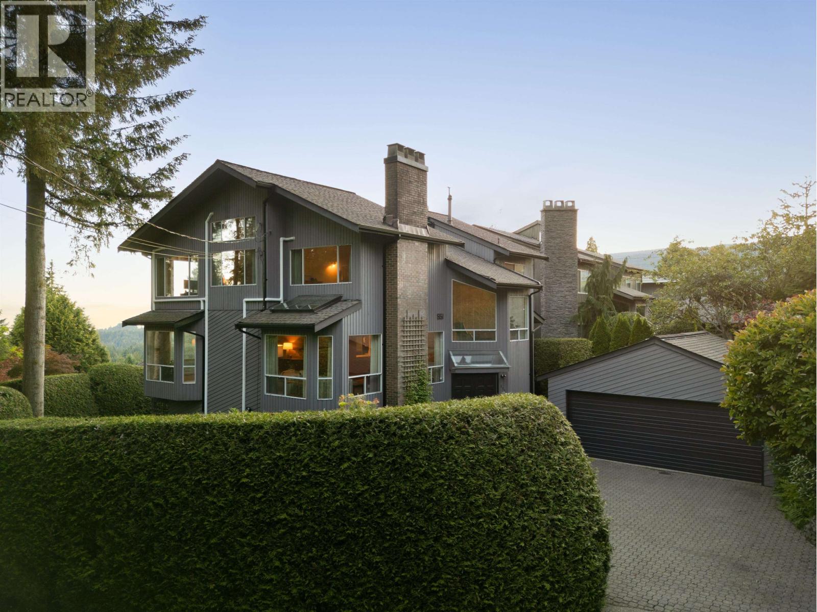 551 PALISADE DRIVE