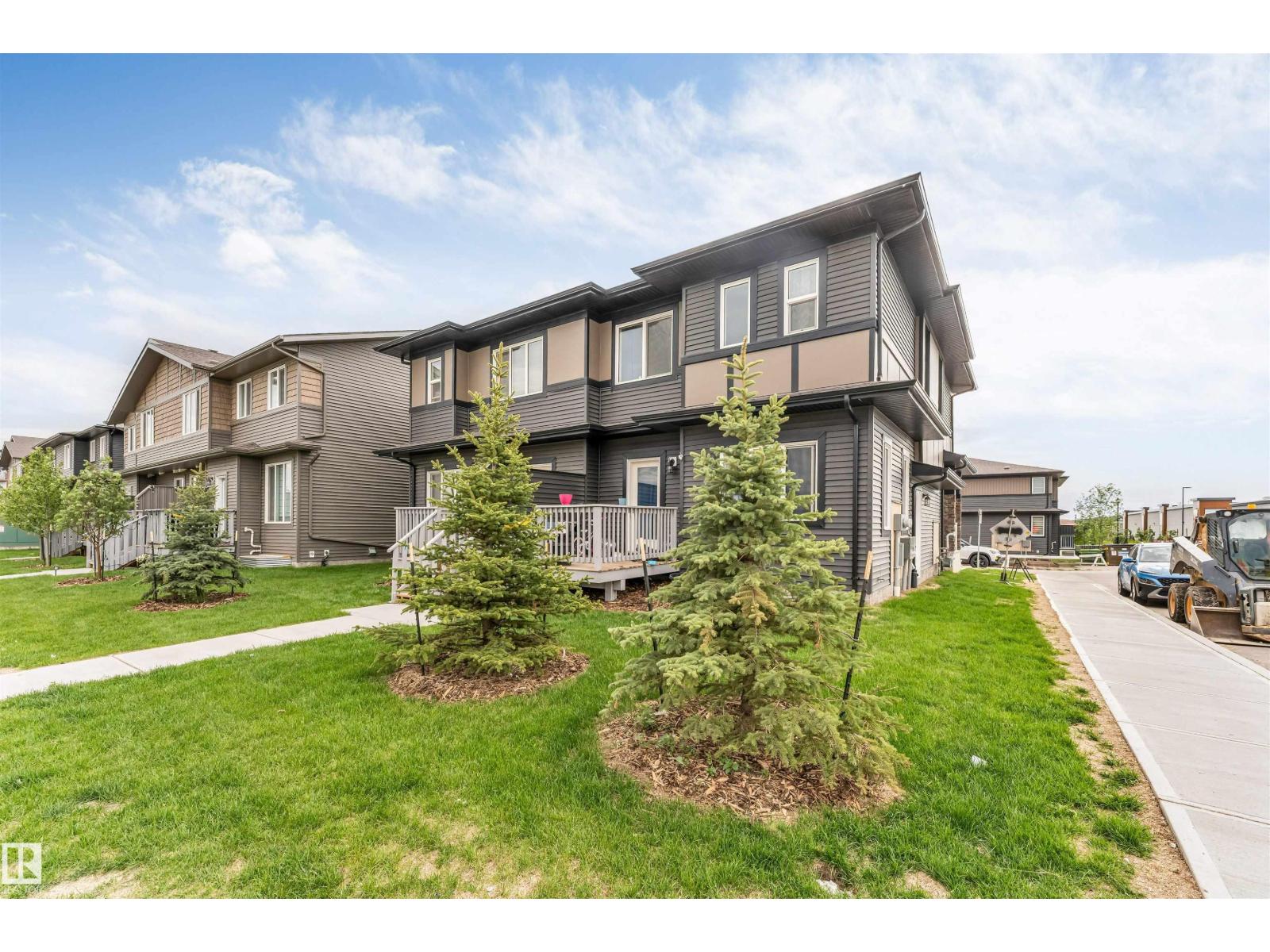 #1 2710 66 ST SW - 3