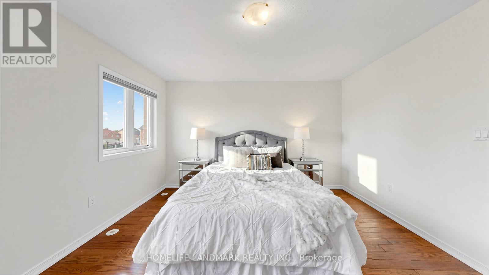 70 SANCTUARY WAY - 19