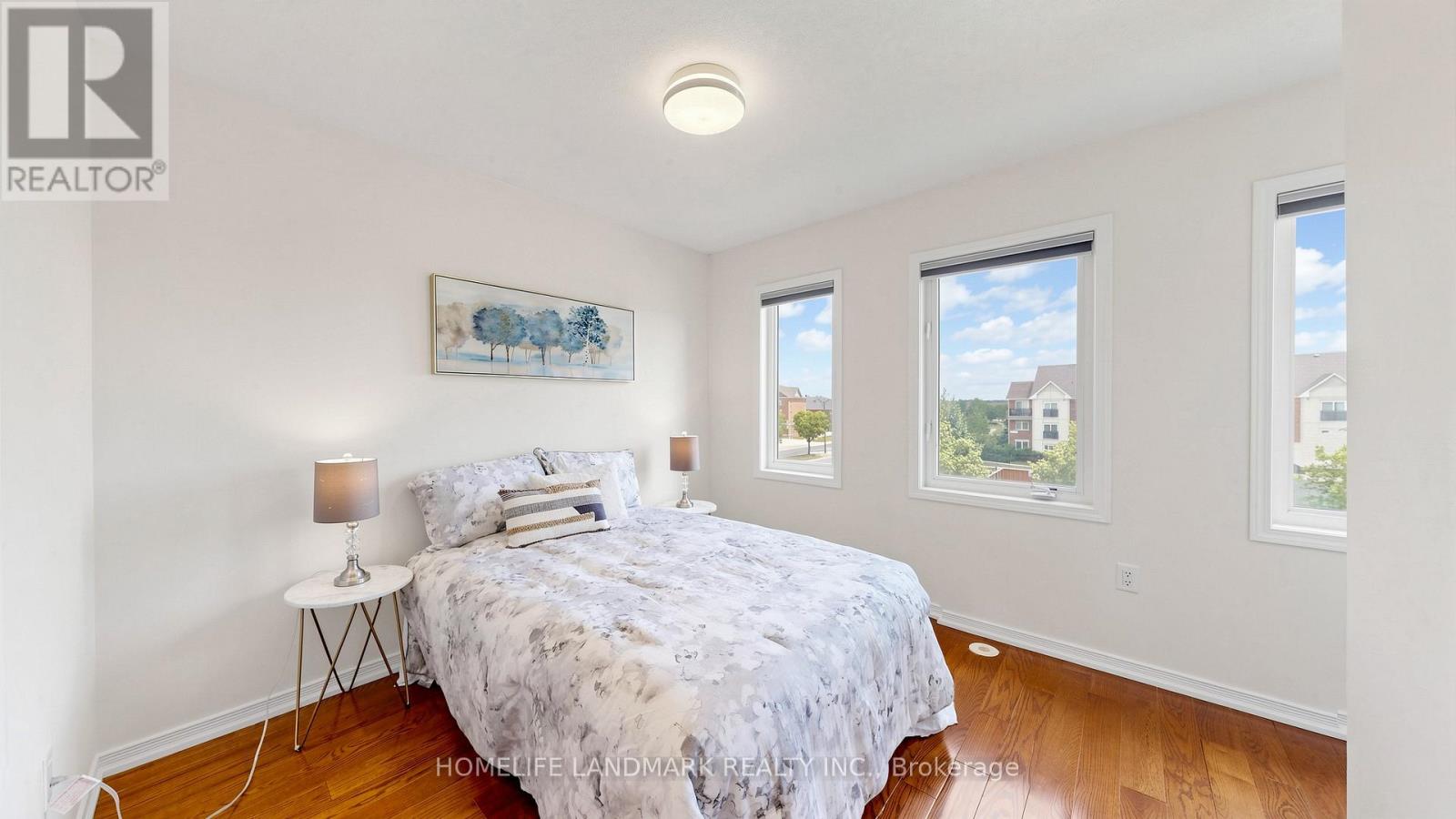 70 SANCTUARY WAY - 23