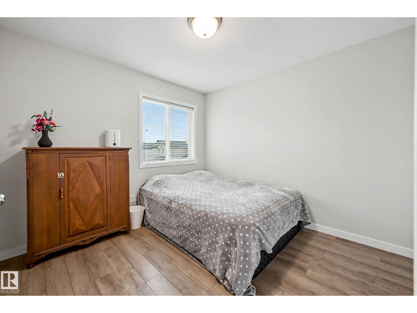 62 GREYSTONE CR - 27