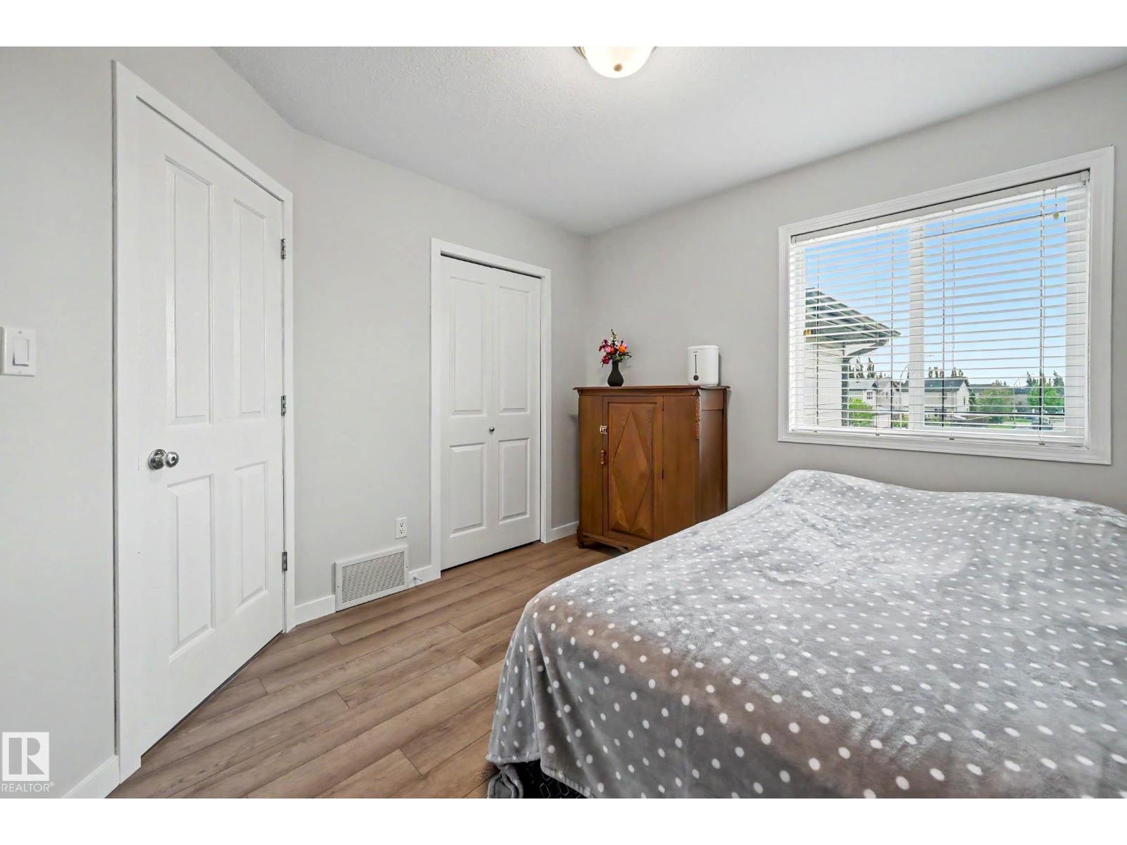 62 GREYSTONE CR - 28
