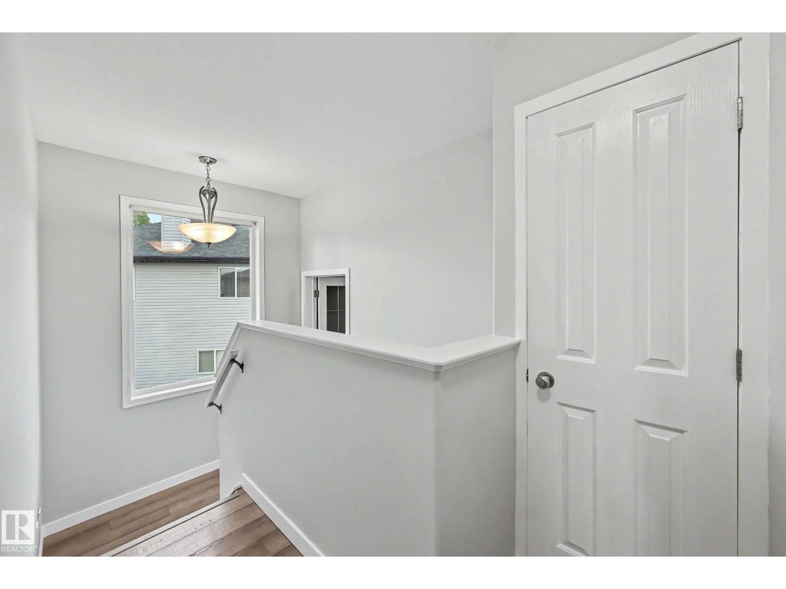 62 GREYSTONE CR - 21