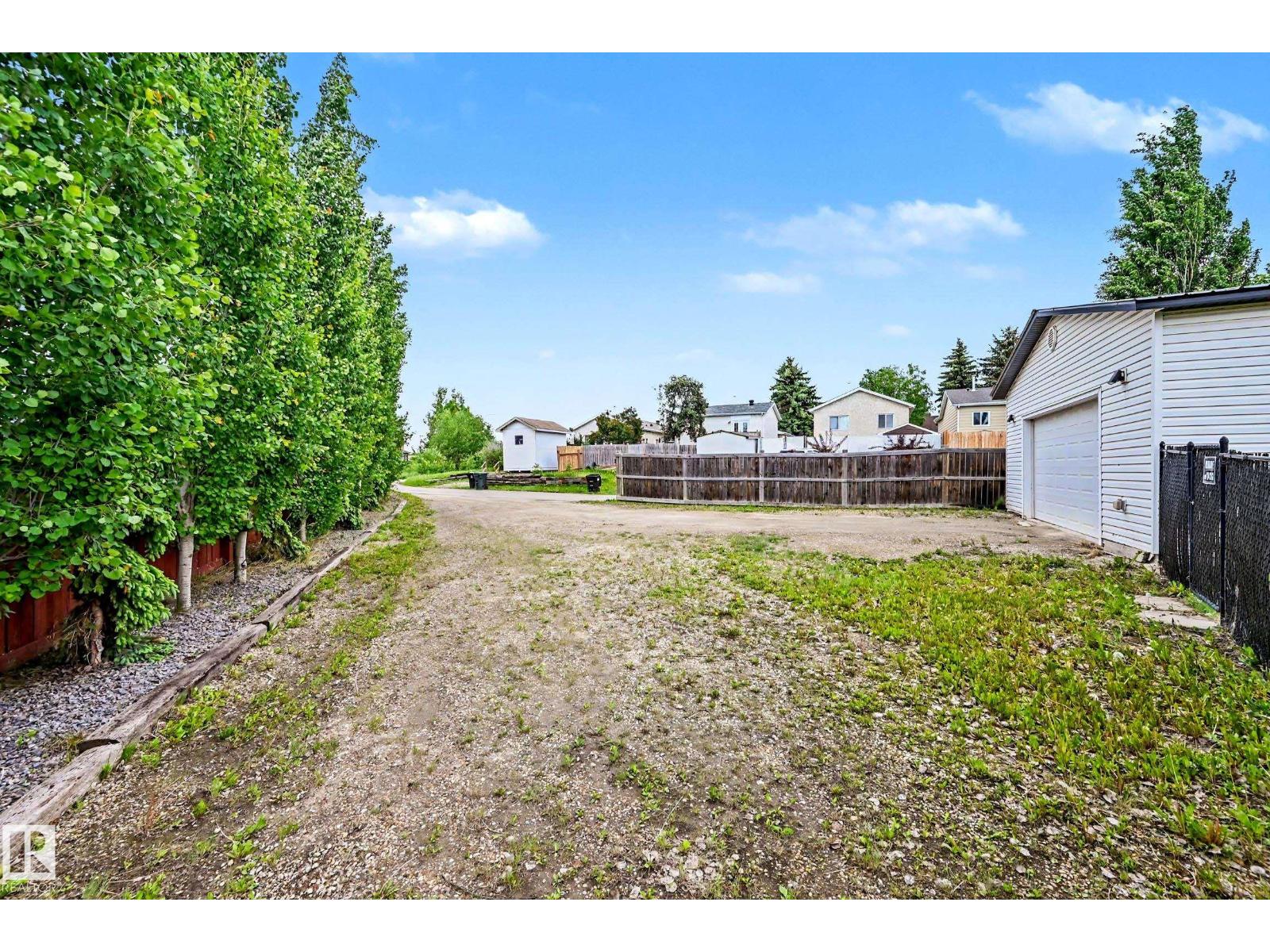 62 GREYSTONE CR - 41