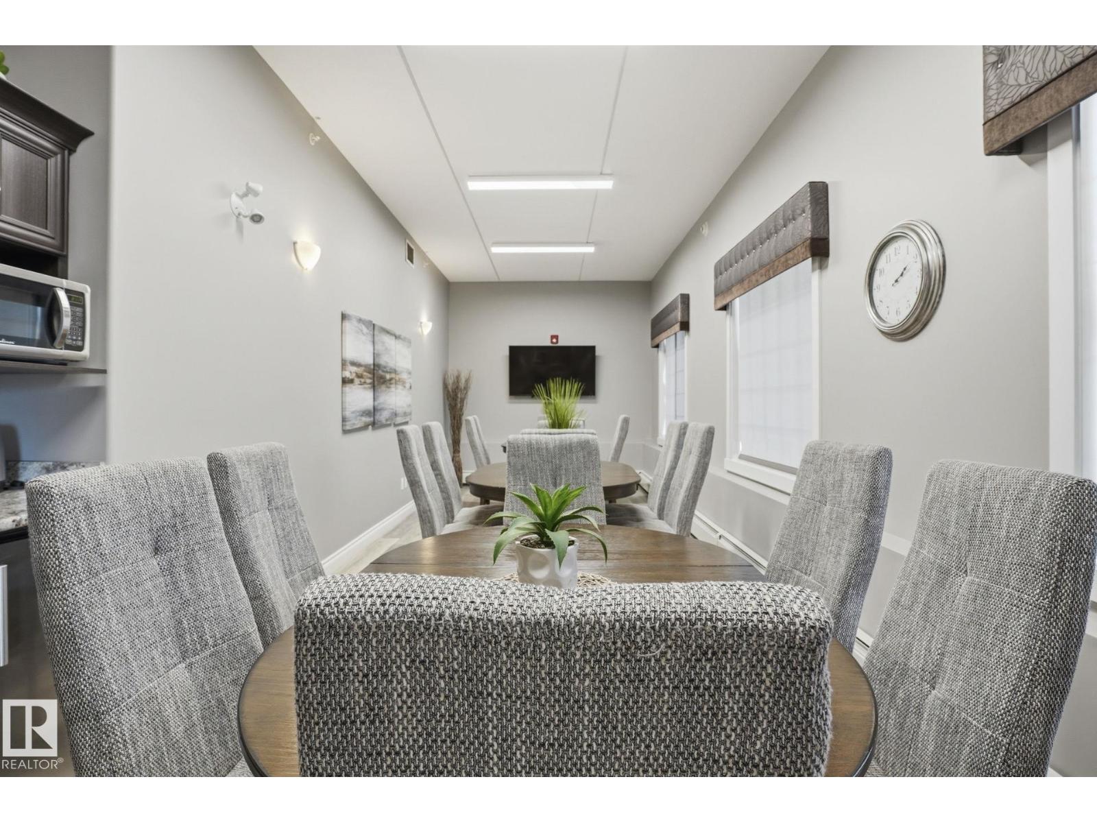 #302 4103 50 ST - 22