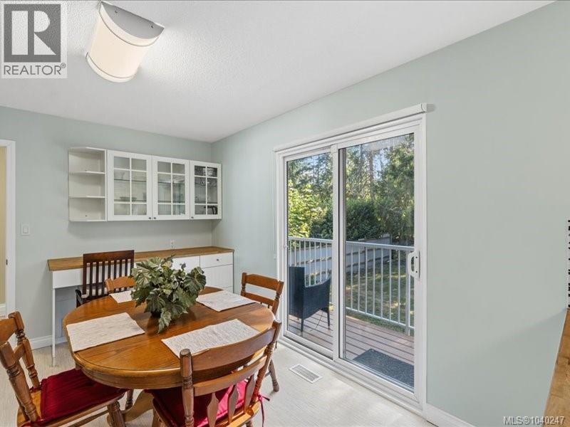 2128 Thomas Park Dr - 13